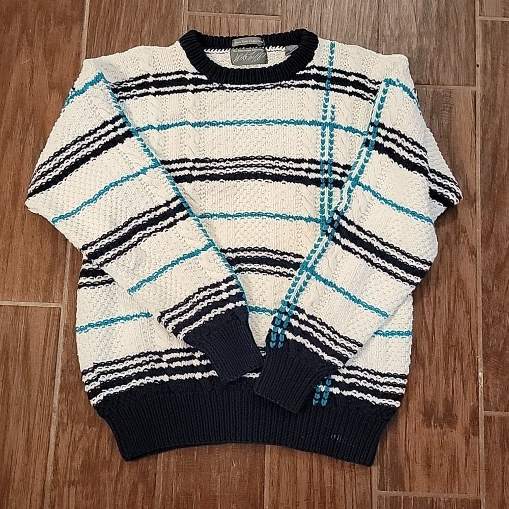 Lord & Taylor large knit handknit sweater Size M